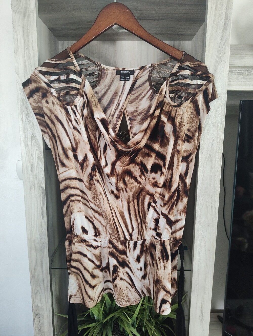 XOXO Brown Animal-Print Short Sleeve Peplum Top